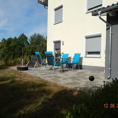 Wagner Mit Terrasse Und Kinderspielplatz Appartement Küps